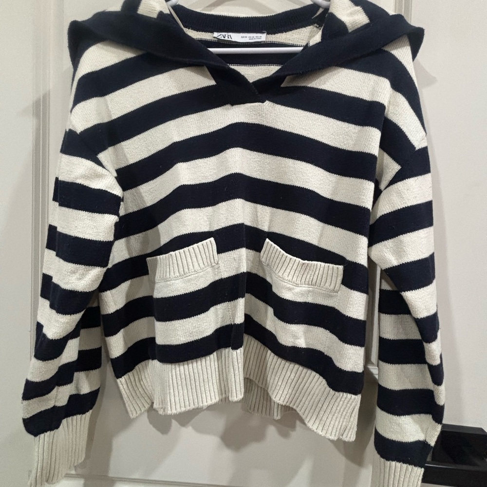 Zara Navy and White Striped Sweater